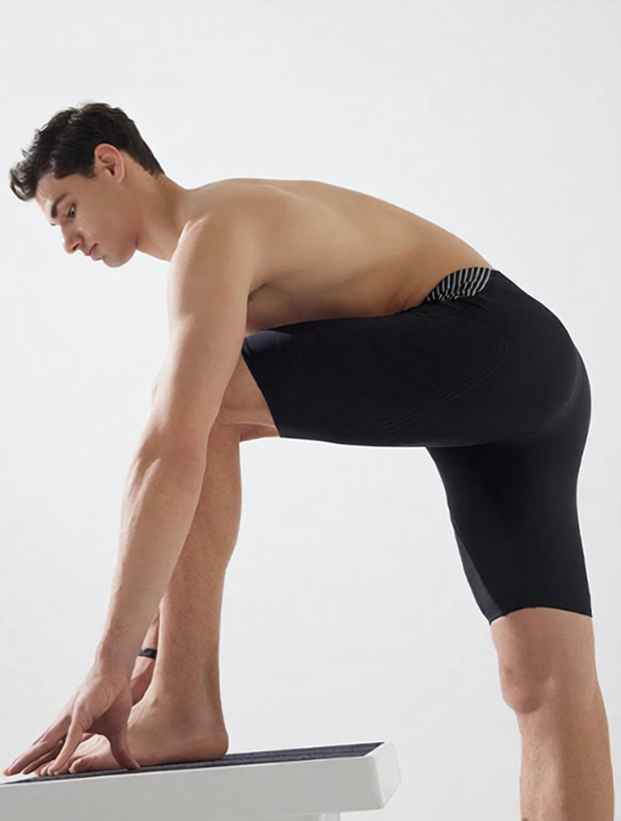 Men's High-Performance Compression Shorts with Moisture-Wicking Fabric for Gym, Running and Training